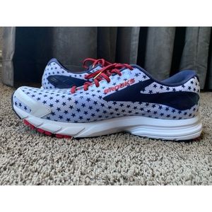 BROOKS Launch 3 Stars